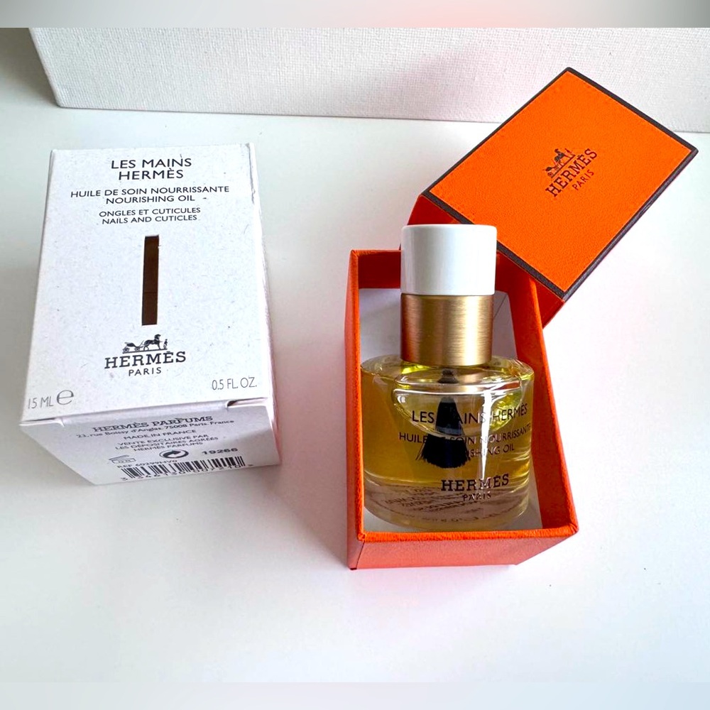 Authentic BRAND NEW Hermès Les Mains Nourishing nails and cuticles oil